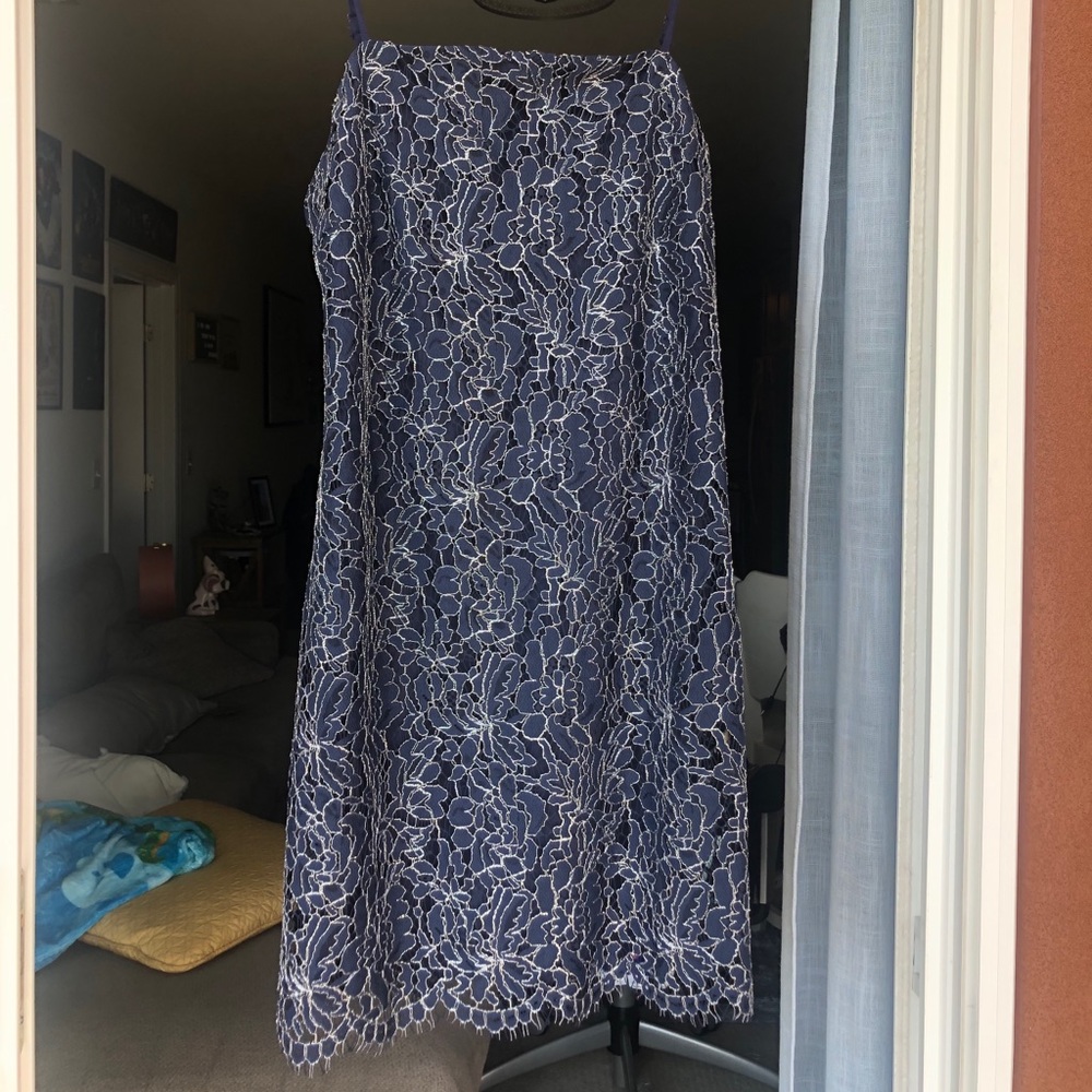NEVER WORN